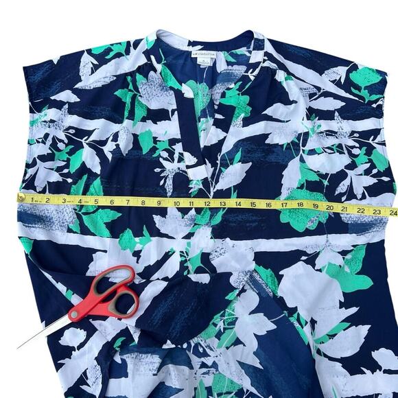 LIZ CLAIBORNE floral sleeveless top, back longer, women's XL - Picture 4 of 7